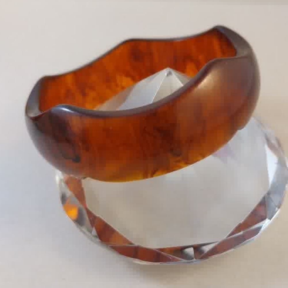 Vintage Bakelite Root-Beer Bangle Bracelet - Picture 7 of 9